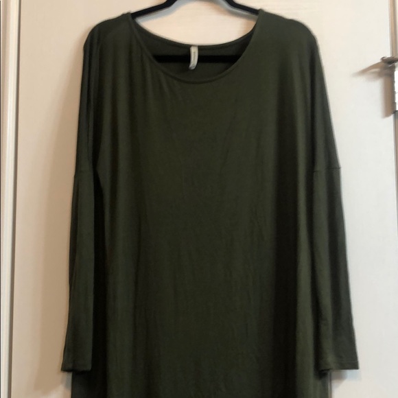 Super SOFT AND lightweight Green Tunic Dress - Picture 3 of 3